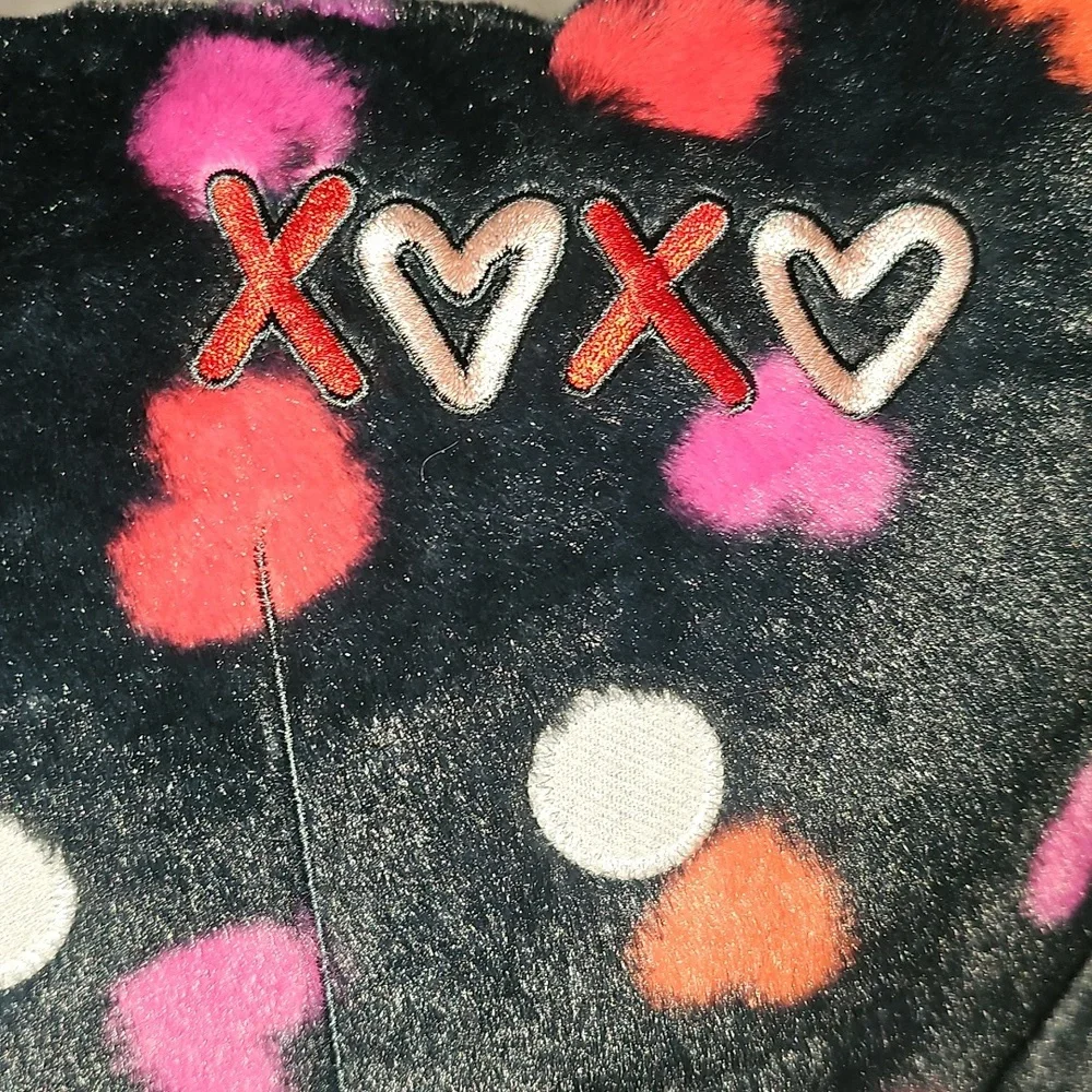 Valentines Nwots Tic Tac Toe Pillow!! Adorable. Zipper Closure!!